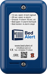 Bed-Alert gemonteerd op een kinderbed met kantelende ramen
